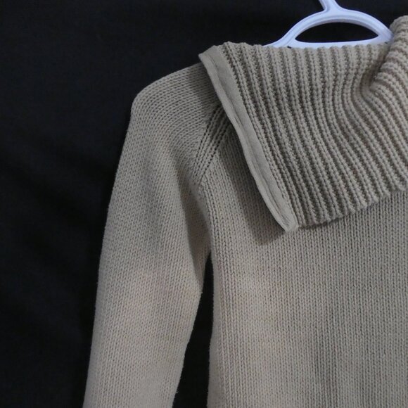 DEX - Fresh Products | small | Beige Ribbed Turtleneck Sweater - Picture 10 of 14